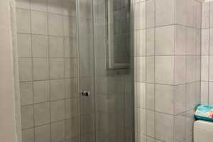 Sehr schön sanierte Wohnung mit Balkon, Dielenböden und Wohnküche in stilvollem Altbau! – Mannheim – Vorschaubild 6