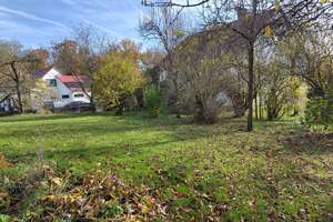 Haus mit großem Garten und Photovoltaik mit zwei Garagen – Lauf a.d. Pegnitz/Günthersbühl – Die vollständige Adresse der Immobilie erhältst du vom Anbieter., 91207 Lauf an der Pegnitz – Vorschaubild 9