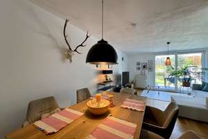 „Wohntraum Rheinhessen“
Stilvoll modernisiertes Reihenmittelhaus
in ruhiger Lage von Nackenheim – Die vollständige Adresse der Immobilie erhältst du vom Anbieter., 55299 Nackenheim – Vorschaubild 5