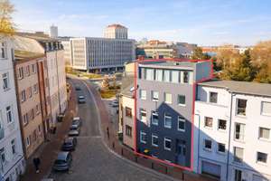 TOP-Innenstadtlage! saniertes MFH mit 3 Wohneinheiten- ca. 285 m² vermietbare Fläche & Dachterrasse