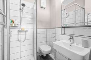 Altbau- Charme von 1910 – Großzügige 4-Zimmer-Wohnung im Westlichen Ringgebiet – Die vollständige Adresse der Immobilie erhältst du vom Anbieter., 38118 Westliches Ringgebiet, Braunschweig – Vorschaubild 16