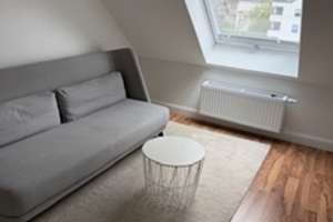 Teilmöbilierte helle ruhige Stadtmitte Wohnung – Kirchfeldstr. 85, 40215 Friedrichstadt, Düsseldorf – Vorschaubild 2