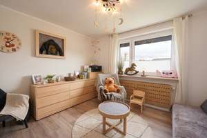 Kernsanierte 3-Zimmer-Wohnung mit neuem Bad, neuer Küche, Loggia, Garage und Stellplatz in Appen – Die vollständige Adresse der Immobilie erhältst du vom Anbieter., 25482 Appen – Vorschaubild 8