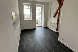 Helle 3-Raum-Wohnung mit Weitblick & Balkon in Chemnitz-Gablenz in der Nähe des Terra Nova Campus – Chemnitz – Vorschaubild 1