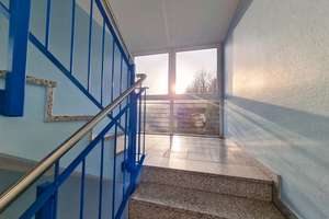 Helle Zimmer, 2 Balkone, EBK, neue Fenster & Stellplatz – Die vollständige Adresse der Immobilie erhältst du vom Anbieter., 39120 Hopfengarten, Magdeburg – Vorschaubild 5