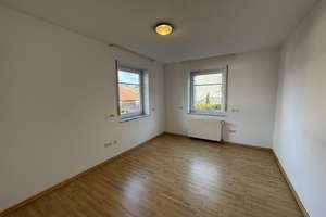 Zweifamilienhaus mit viel Platz und sonnigem Garten! – Die vollständige Adresse der Immobilie erhältst du vom Anbieter., 66892 Bruchmühlbach-Miesau – Vorschaubild 9