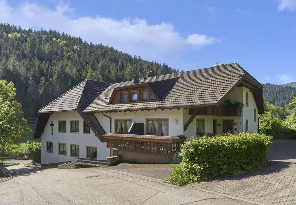 Immobilie in Simonswald - Aus Pension wird Perspektive – Eigentumswohnungen in einer engagierten Baugemeinschaft. - Bild 0