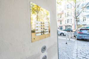 KADEWE, HOHE DECKE, HOLZDIELEN, TAGESLICHTBAD: Wunderschöne 2-Zimmer-Wohnung in beliebter Wohnlage – Die vollständige Adresse der Immobilie erhältst du vom Anbieter., 10787 Schöneberg, Berlin – Vorschaubild 4