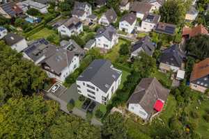 Halbhöhenlage :Neubau als Erstbezug mit Privatgarten – Bonn – Vorschaubild 1