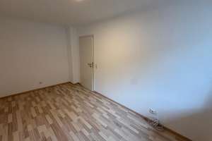Helles Reihenmittelhaus, gute Lage, 6 Zi, 1 Garage, 90455 N-Stadtteil Worzeldorf – Die vollständige Adresse der Immobilie erhältst du vom Anbieter., 90455 Kornburg, Worzeldorf, Nürnberg – Vorschaubild 17