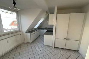 Großzügig wohnen in Charlottenburg: 4-Zimmer-Dachgeschosswohnung mit Terrasse – Pestalozzistraße 33, 10627 Charlottenburg, Berlin – Vorschaubild 11