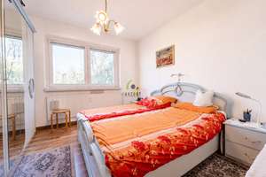 Wohnen im Grünen – helle 3-Zimmer-Wohnung mit guter Verkehrsanbindung und Stellplatz – Die vollständige Adresse der Immobilie erhältst du vom Anbieter., 12627 Hellersdorf, Berlin – Vorschaubild 4