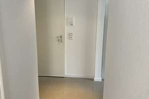 Helle 4-Zimmer-Maisonettewohnung mit Balkon und Tiefgaragenstellplatz in Bremen-Kattenturm – Theodor-Billroth-Straße 99, 28277 Kattenturm, Bremen – Vorschaubild 4
