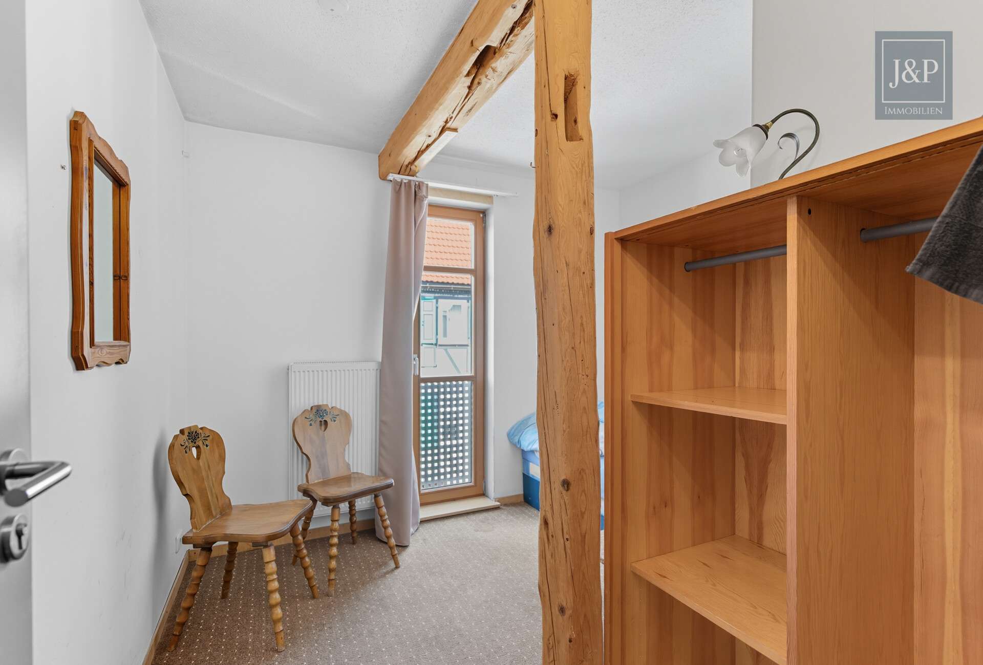 Immobilie in Bruchköbel - Zentral & vielseitig: Großes Fachwerkhaus mit Einliegerwohnung und Nebengebäuden! - Bild 19