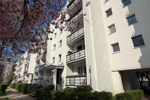 Sanierte Familien-Wohnung mit Balkon und Wannebad! – Havelländer Ring 21, 12629 Hellersdorf, Berlin – Vorschaubild 8