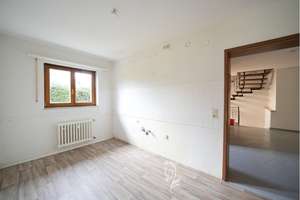 Architektenhaus mit großzügiger Einliegerwohnung und großem Garten in attraktiver Wohnlage – Die vollständige Adresse der Immobilie erhältst du vom Anbieter., 97294 Unterpleichfeld – Vorschaubild 9
