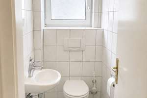 Gepflegtes freistehendes Einfamilienhaus mit Garten & Wintergarten - Fürth-Unterfarrnbach – Die vollständige Adresse der Immobilie erhältst du vom Anbieter., 90766 Unterfarrnbach, Fürth – Vorschaubild 27