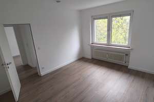 Top Lage** 3 Raum-Wohnung mit Balkon in Oberhausen-Königshardt – Pfalzgrafenstr. 23, 46147 Sterkrade-Nord, Oberhausen – Vorschaubild 4