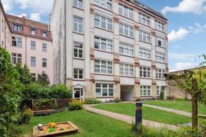 Loft mit außergewöhnlichem Tageslichtkonzept im Westfälischen Viertel Berlin-Wedding