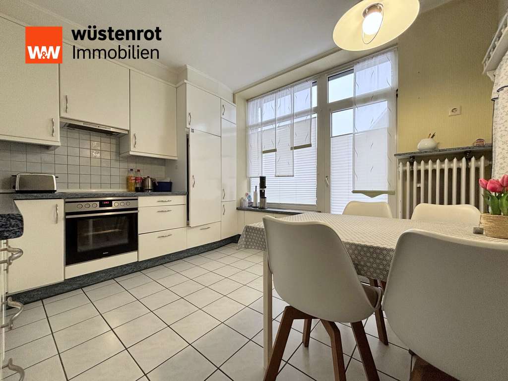 Immobilie in Lathen - Viel Platz für die Familie: Gepflegtes Haus mit Balkon, Terrasse & Keller in Lathen - Bild 3