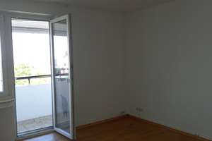 1-Zimmer Wohnung mit Balkon in Toplage zu bezahlbarem Preis   reis – Kaiserstr. 102, 47800 Bockum, Krefeld – Vorschaubild 3