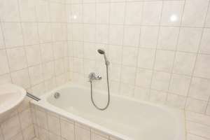 Helle Dachgeschosswohnung mit Balkon/Terrasse & Stellplatz – Gustav-Adolf-Straße 10, 9116 Altendorf, Chemnitz – Vorschaubild 8