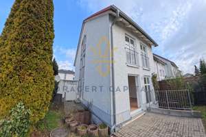 Reihenendhaus mit viel Platz und Garage, Keller & ausgebauten Dachboden – Die vollständige Adresse der Immobilie erhältst du vom Anbieter., 6258 Schkopau – Vorschaubild 3