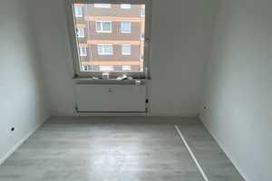 Modernisierte und klimatisierte 3-Zimmer-Wohnung mit gehobener Innenausstattung zur Miete in Bottrop – Bottrop – Vorschaubild 9