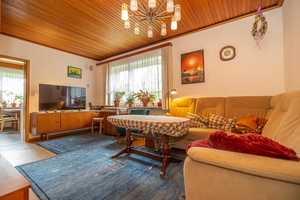Charmantes Familiendomizil mit viel Platz und Potential – Friesland (Kreis) – Vorschaubild 11