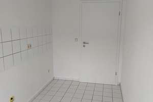 Freie, helle 2-Zimmer-Wohnung mit kleinem Wintergarten und neuer Küche – Die vollständige Adresse der Immobilie erhältst du vom Anbieter., 86154 Oberhausen-Nord, Augsburg – Vorschaubild 8