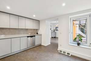 Modernisiertes Einfamilienhaus! Ideal für die kleine Familie Wohnungssuchende oder Kapitalanleger! – Die vollständige Adresse der Immobilie erhältst du vom Anbieter., 55291 Saulheim – Vorschaubild 4