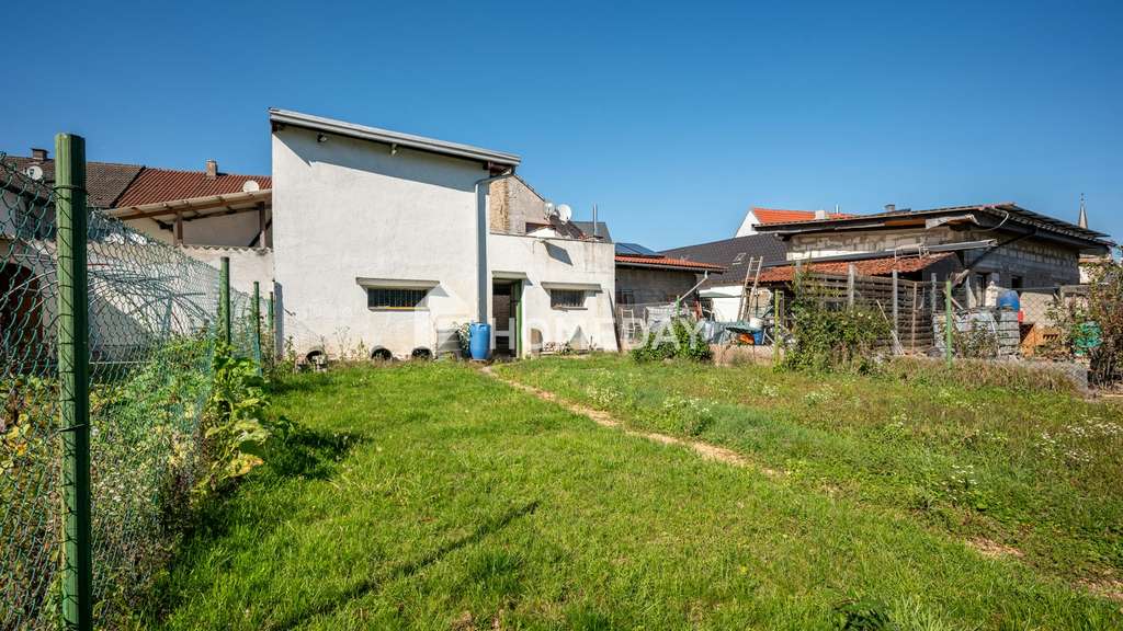 Immobilie in Philippsburg - Zwei Wohneinheiten, ein Zuhause: charmantes Reihenhaus mit Anbau und vielseitigem Platzangebot in P - Bild 4