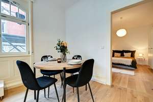 möblierte lichtdurchflutete 2-Zi Altbauwohnung im Stuttgarter Süden – Die vollständige Adresse der Immobilie erhältst du vom Anbieter., 70199 Heslach, Stuttgart – Vorschaubild 8