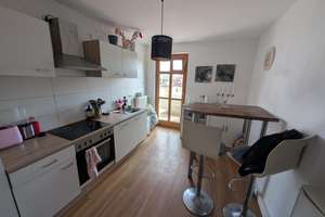 Helle 2-Zimmer-Wohnung mit Balkon in Würzburg-Grombühl 
