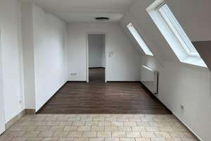 Attraktive 2-Zimmer-Dachgeschosswohnung in Ludwigshafen am Rhein