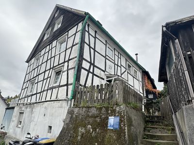 RESERVIERT - Denkmalgeschütztes Fachwerkhaus mit drei Eigentumswohnungen