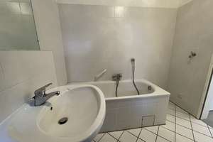 Helle Balkon-Wohnung, 2 Bäder, Tiefgaragenstellplatz + Gartenblick – Die vollständige Adresse der Immobilie erhältst du vom Anbieter., 30539 Bemerode, Hannover – Vorschaubild 11