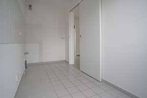 Modern, großer Balkon, hervorragende Wärmedämmung, absolut ruhig – Oheriedentrift 20, 30539 Bemerode, Hannover – Vorschaubild 8