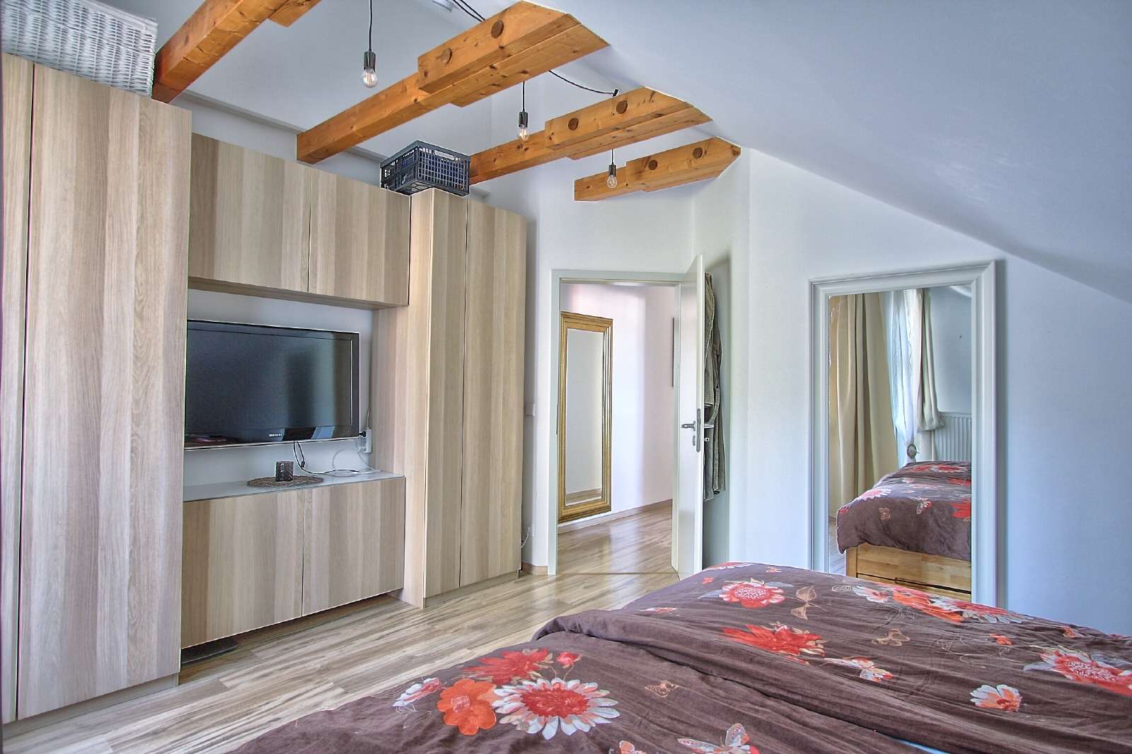 Immobilie in Egmating - EGMATING: EIN SONNIGES WOHNDOMIZIL IN RUHIGER ORTSRANDLAGE - Bild 5