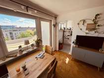 Wohnzimmer und Küche