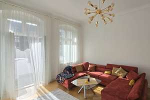 Modernisierte Altbauwohnung in super Lage in Wilmersdorf. Furnished apartment in City West. – Kantstrasse 66, 10627 Charlottenburg, Berlin – Vorschaubild 1