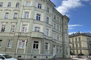 Sehr schöne 2-Zimmer-Wohnung mit Balkon in Erfurt