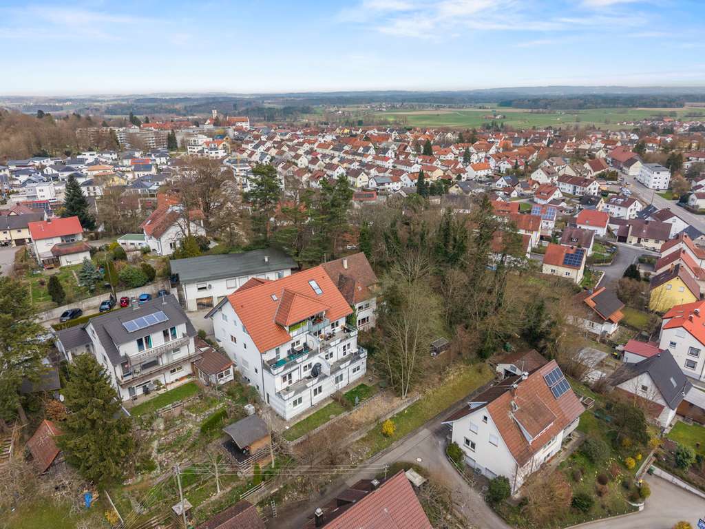 Immobilie in Aulendorf - Vermietete Maisonette in Aulendorf – ruhig, sonnig, mit schönem Weitblick - Bild 0