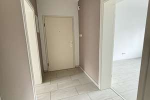 🆕⭐3 ZimmerWohnung mit Südbalkon, Vinylböden, Fliesen, Wohnküche, & Garage⭐🆕 – Die vollständige Adresse der Immobilie erhältst du vom Anbieter., 44143 Kaiserbrunnen, Dortmund – Vorschaubild 2
