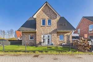 Hochwertiges Einfamilienhaus für gewerbliche Nutzung mit Work/Life-Balance-Potenzial