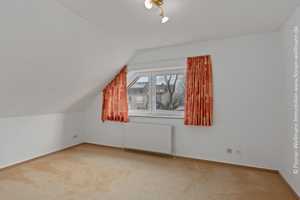 Bremen - Hemelingen | Gepflegtes Einfamilienhaus mit viel Platz, guter Ausstattung, drei Garagen und – Bremen – Vorschaubild 20