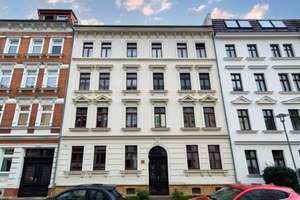 Schöne 2 Zimmer-Wohnung mit neuwertiger  EBK (1 Jahr) und Süd-Balkon in Gohlis-Süd – Kasseler Straße 39, 4155 Gohlis-Süd, Leipzig – Vorschaubild 1