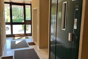 GELEGENHEIT: 
Charmante, großzügige Wohnung. Großer, ruhiger Balkon und ungetrübter Blick ins Grüne – Die vollständige Adresse der Immobilie erhältst du vom Anbieter., 81477 Solln, München – Vorschaubild 12