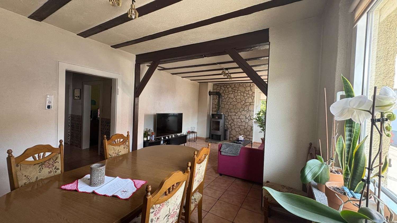 Immobilie in Reichelsheim (Odenwald) - Gemütliches Einfamilienhaus mit Scheune! - Bild 3