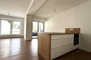 moderne, super zentrale  2-Zimmerwohnung mit Einbauküche und Balkon – Hohenzollernstraße 26, 40211 Stadtmitte, Düsseldorf – Vorschaubild 2